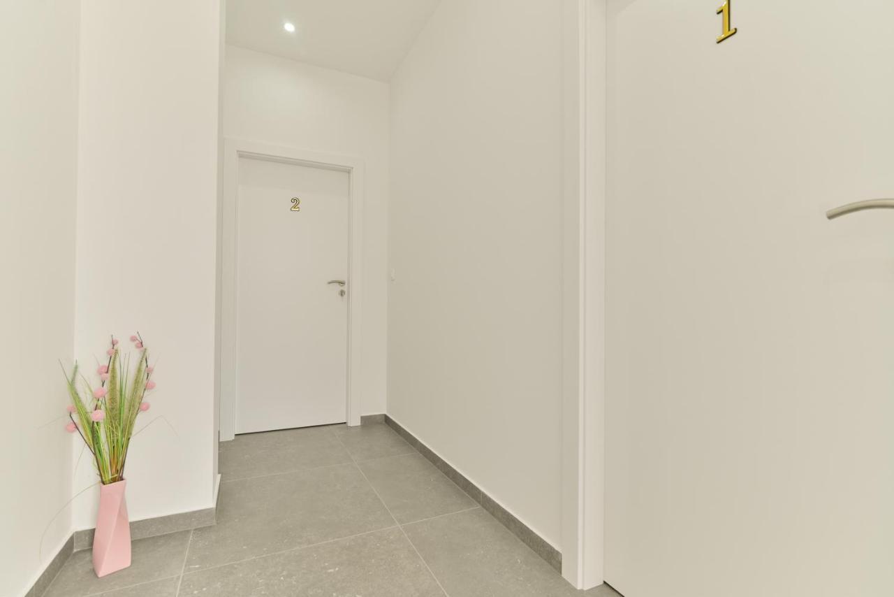 Apartmani Castrum Kaštela エクステリア 写真